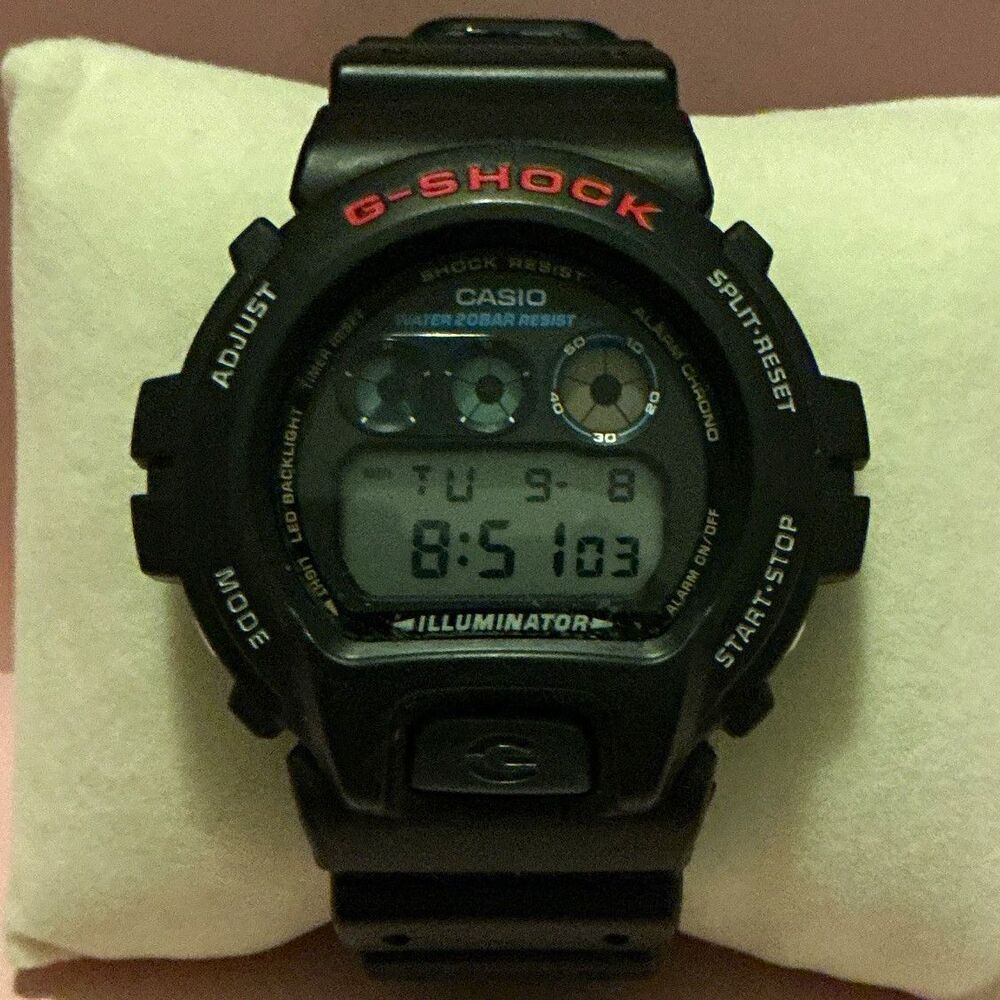 Casio G-SHOCK Mens Digital Watch Black Resin Strap 200m Water Resist Backlight